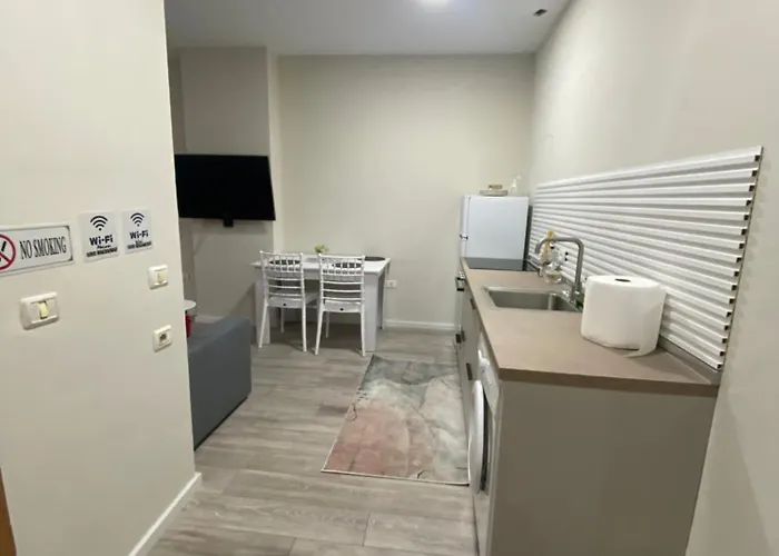 公寓 Chlo 5 地拉那