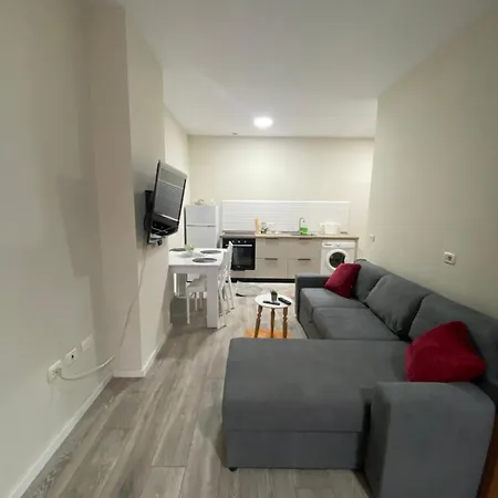 Chlo 5 Apartamento Tirana